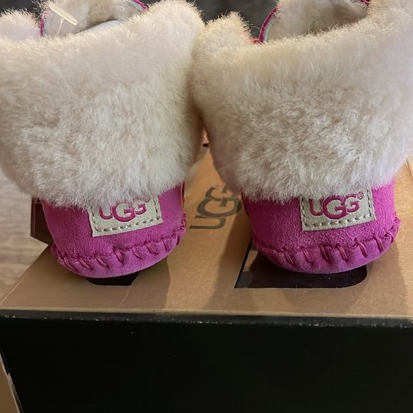 UGG SPARROW BOOTS - Picture 4 of 4